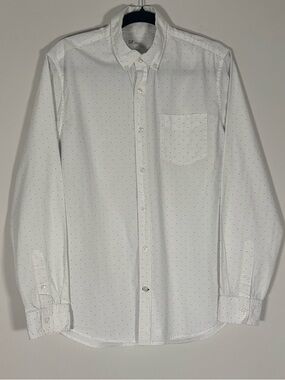 Gap Men’s Slim Fit Micro Polka Dot Button-Down Shirt